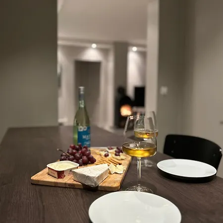 Koselig Sentrumsleilighet - Naer Bryggen Διαμέρισμα *